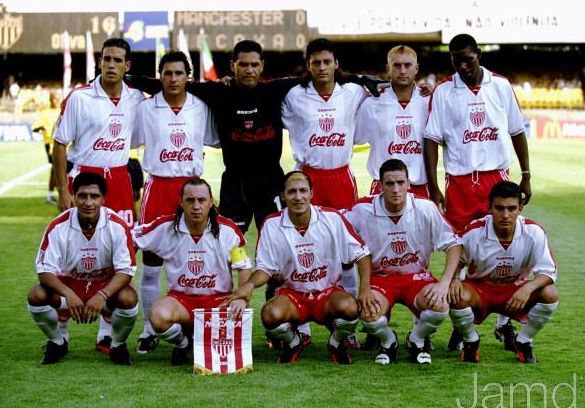Club Necaxa Mundial de Clubes Visitante 2000 #1