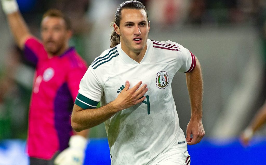 Selección Mexicana Visitante 2021/22 Santiago Gímenez #9